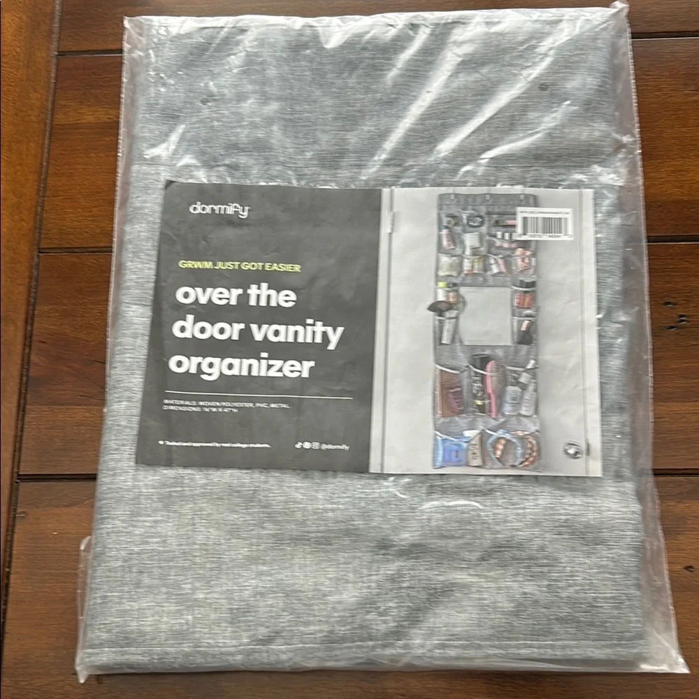 Gray Over-the-Door Makeup Organizer